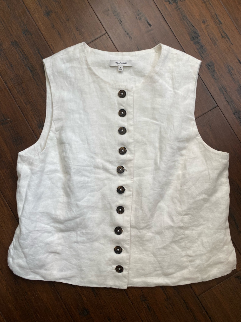Madewell Cream Linen Sleeveless Tank with Dark Button Trim